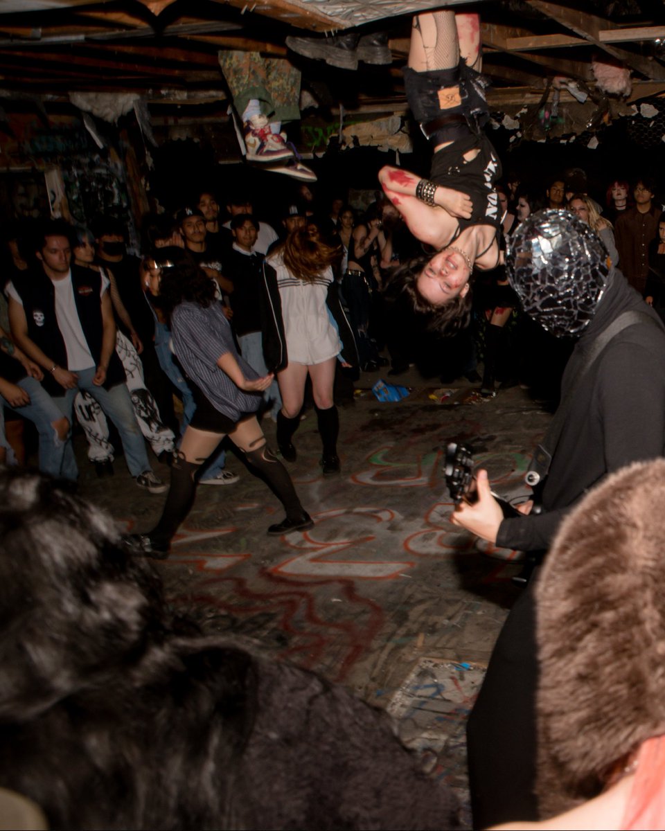 Eight Cold Hells tweet media