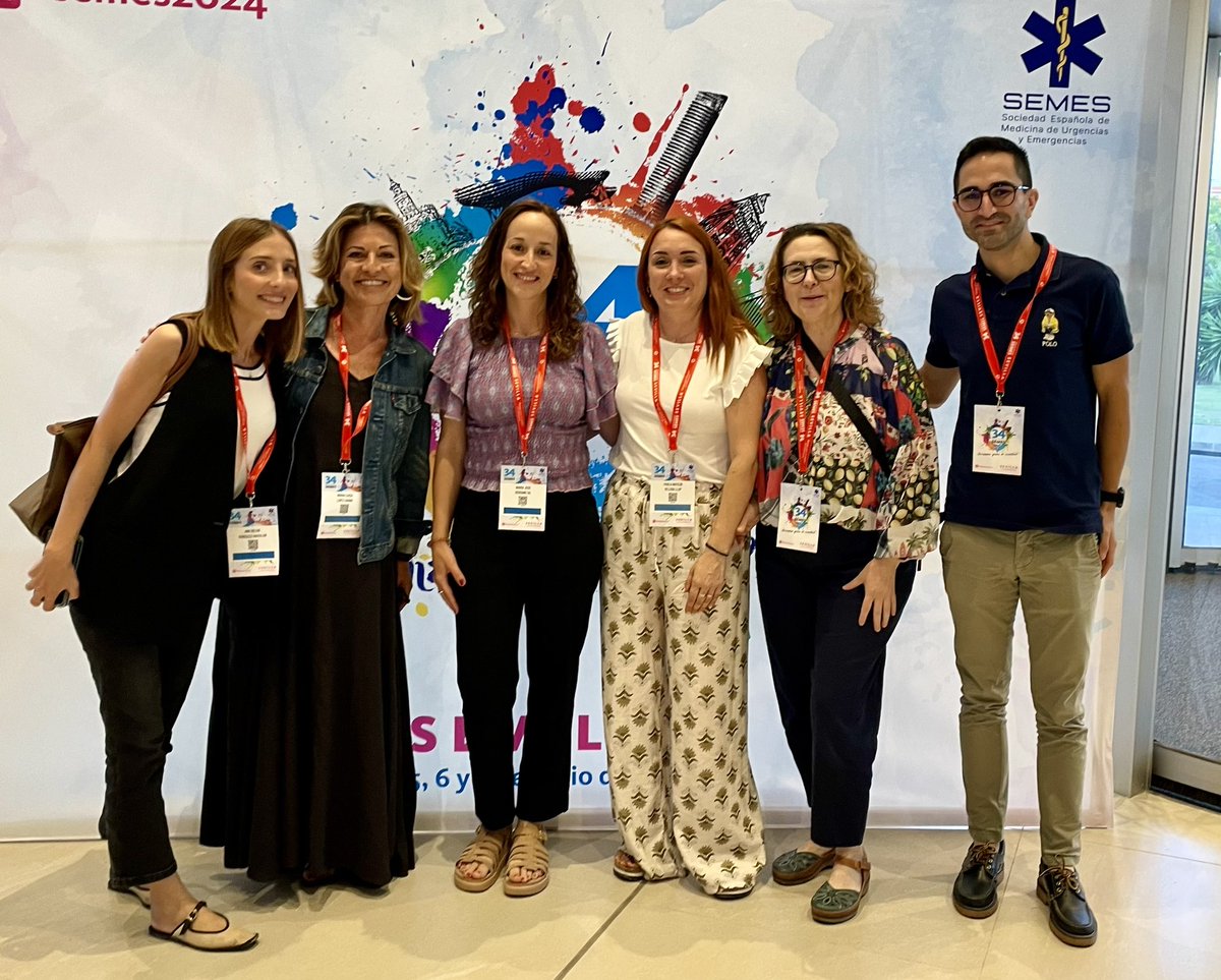 MaisicaLopez's tweet photo. Gracias @SEMES_ gracias @SEMES_ANDALUCIA #SEMES2024
🔝🔝🔝💙💙💙
#orgullodeurgenciologo
#EspecialidadIrgenciasYA
#codigovida https://t.co/EDo731lGeK