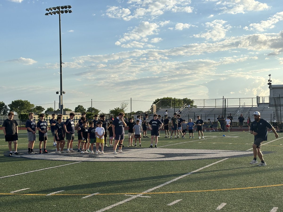 Plainview Old Bethpage Hawks Football tweet media