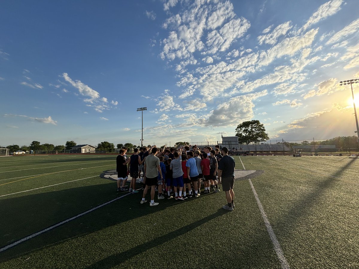 Plainview Old Bethpage Hawks Football (@pobhawksfb) on Twitter photo Great turnout for our PAL Night some older Hawks teaching the young ones the fundamentals! Over 30 young athletes having a good time! Thank you <a href="/PlainviewPAL/">Plainview PAL</a> <a href="/POBSchools/">POB Schools</a>
<a href="/POBATHLETICS/">POB ATHLETICS</a> Great turnout for our PAL Night some older Hawks teaching the young ones the fundamentals! Over 30 young athletes having a good time! Thank you <a href="/PlainviewPAL/">Plainview PAL</a> <a href="/POBSchools/">POB Schools</a>
<a href="/POBATHLETICS/">POB ATHLETICS</a>