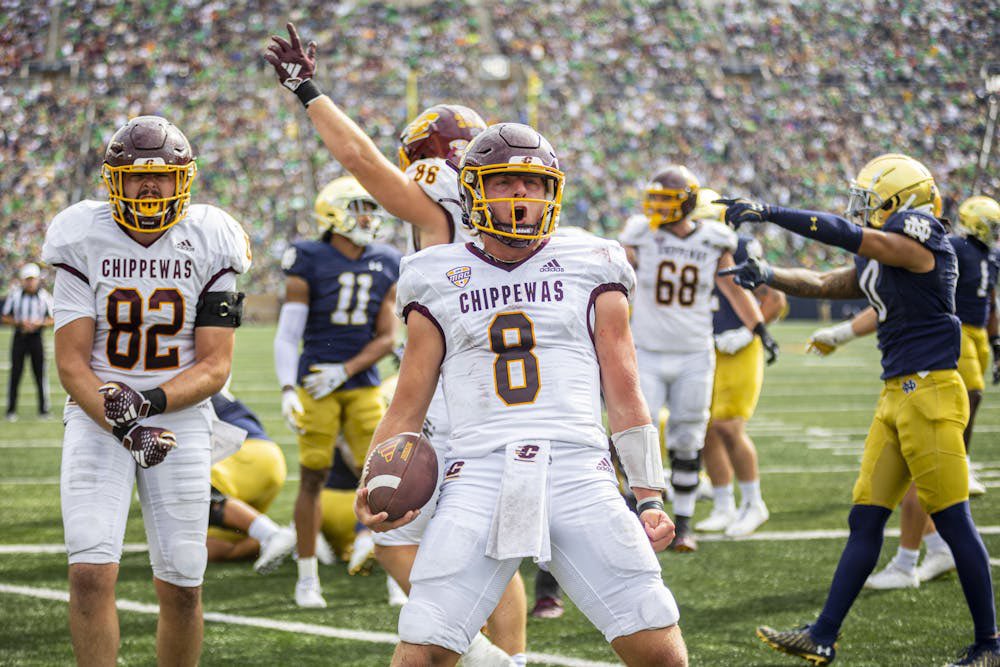 Tyler Parker (TP) (@iam_tylerparker) on Twitter photo After a Great Camp and conversation with <a href="/JesseowJ/">J.Dubs</a> and <a href="/CoachMcElwain/">Jim McElwain</a> I am blessed to receive an Official Offer from Central Michigan University #GoChips🔥<a href="/BCollierPPI/">Brandon Collier</a> <a href="/PPIRecruits/">PPIRECRUITS</a> <a href="/GregBiggins/">Greg Biggins</a> <a href="/BrandonHuffman/">Brandon Huffman</a> After a Great Camp and conversation with <a href="/JesseowJ/">J.Dubs</a> and <a href="/CoachMcElwain/">Jim McElwain</a> I am blessed to receive an Official Offer from Central Michigan University #GoChips🔥<a href="/BCollierPPI/">Brandon Collier</a> <a href="/PPIRecruits/">PPIRECRUITS</a> <a href="/GregBiggins/">Greg Biggins</a> <a href="/BrandonHuffman/">Brandon Huffman</a>