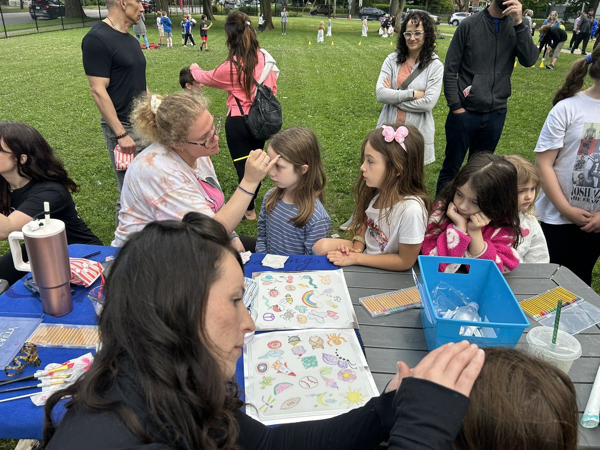 Alicia Spitz tweet media