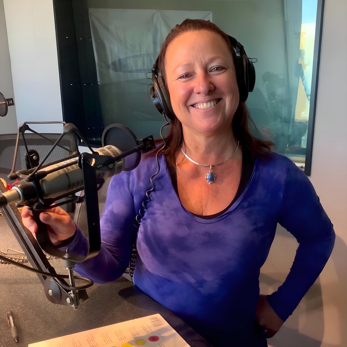 MantzMitchell's tweet image. Saturday 10 am Pacific on 1150 KKNW Seattle and 1150kknw.com, Dena Marie visits with Mantz and Mitchell for an energetic hour of Metaphysical Q&amp;amp;A as we celebrate her Birthday weekend! 🥳👏🏼🎂