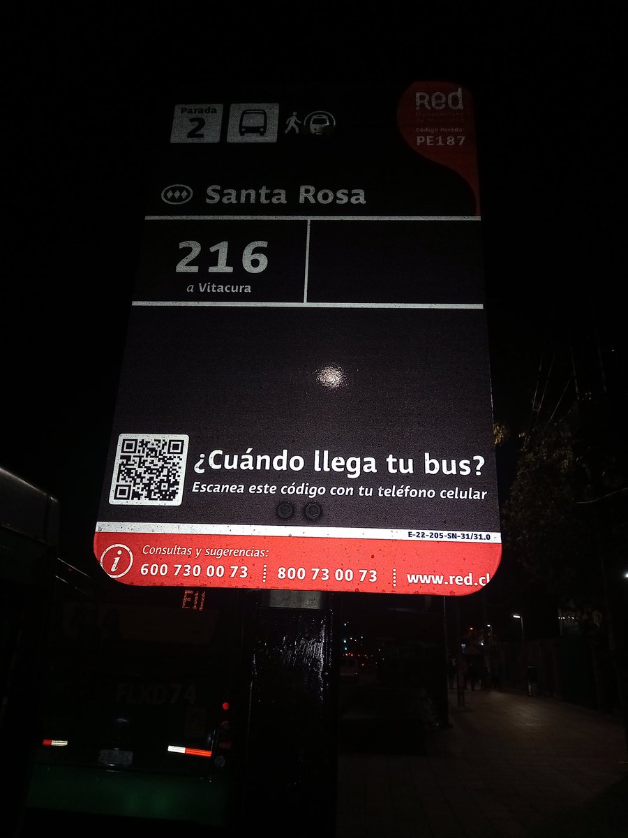 medina_est's tweet photo. @MTTChile paradero 25 de santa rosa en muy mal estado  . https://t.co/ZKRYbknFB7
