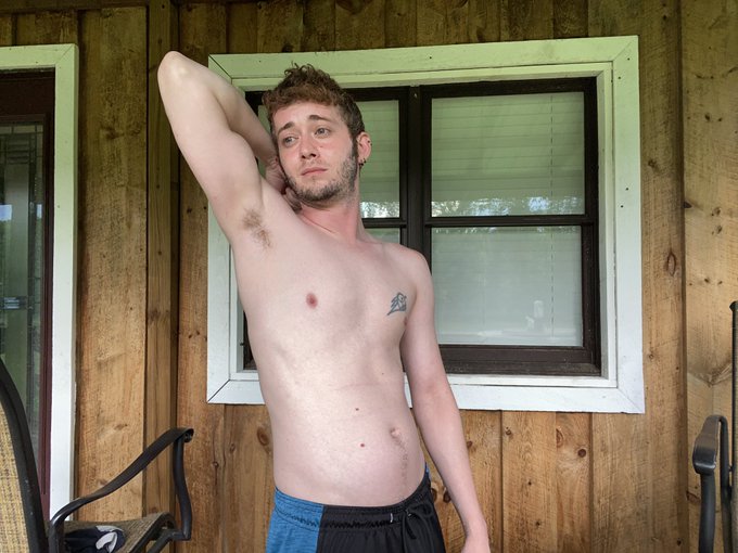 Help me bulk up!  You guys help pay for my gym equipment, food and lube!  https://t.co/v582kQTPIF https://t<a href="/tag/mvsales"class="tags"><span>#mvsales</span></a>