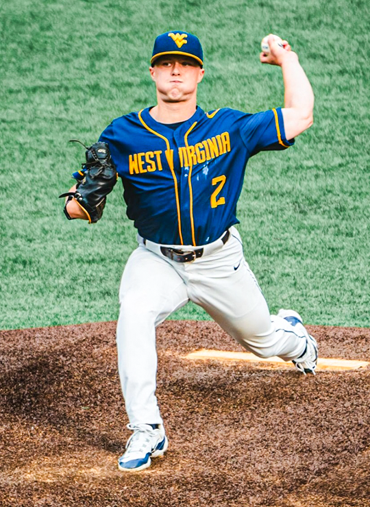 sportingnews's tweet photo. West Virginia pitcher Derek Clark threw 144 pitches tonight against North Carolina 😳

144. https://t.co/0NJXkAOTE5