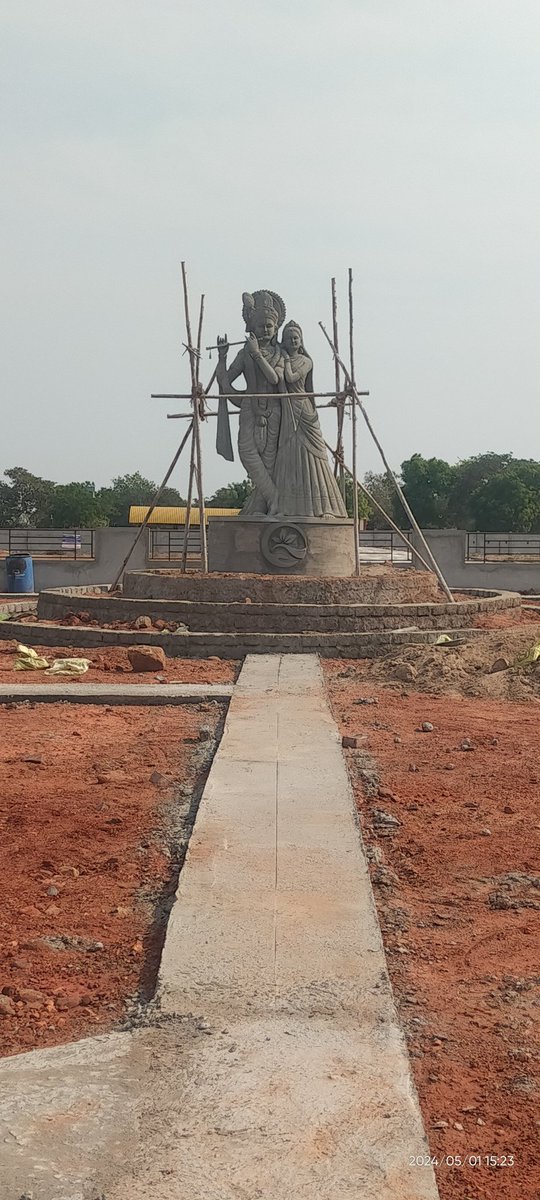 saikuma63947992's tweet image. open plots for sale between #Ongole to #Amaravathi area beside NH-16 Hyderabad highway Narketpalli highway junction #Openplotforsale #Medarametla #DhruthiDevelopers #Internationaldelhiplublicschool #Ongole