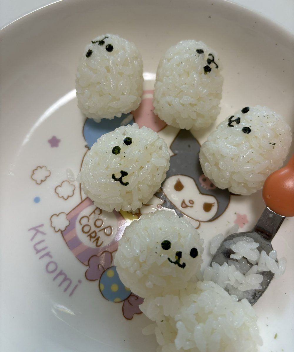 spl_esnk's tweet photo. 昼ごはん🍙 https://t.co/ix5bqjGWaA