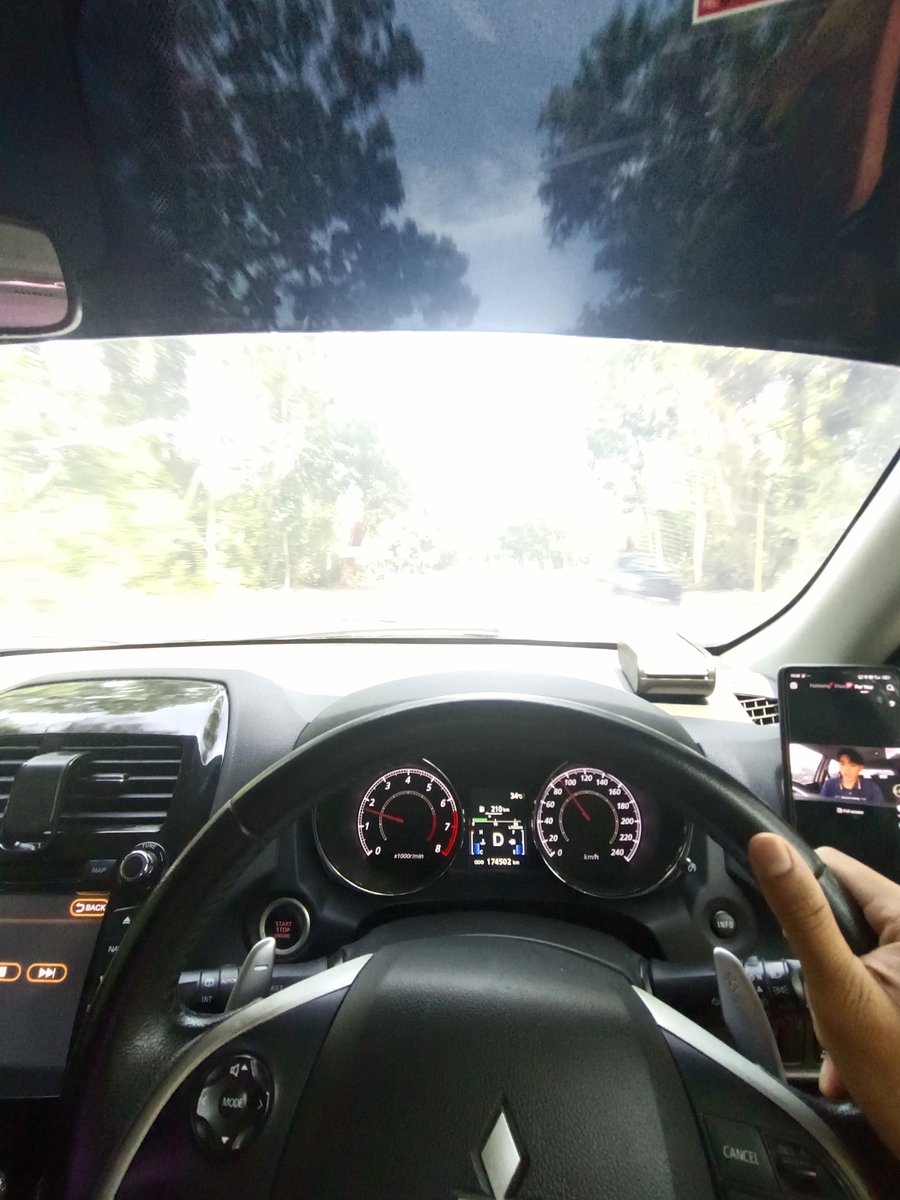 kulus98's tweet image. 