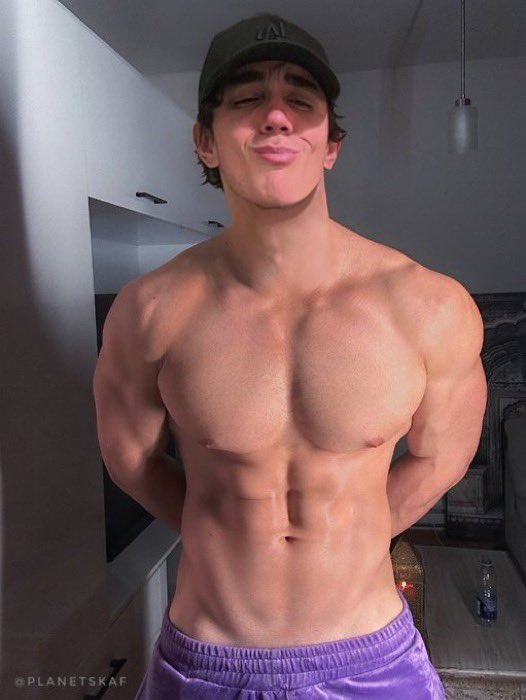 roierrol's tweet photo. Quien me acompaña?~

✺ #FreeRol ✺ #SexRol https://t.co/4mhYP9Oo4Q