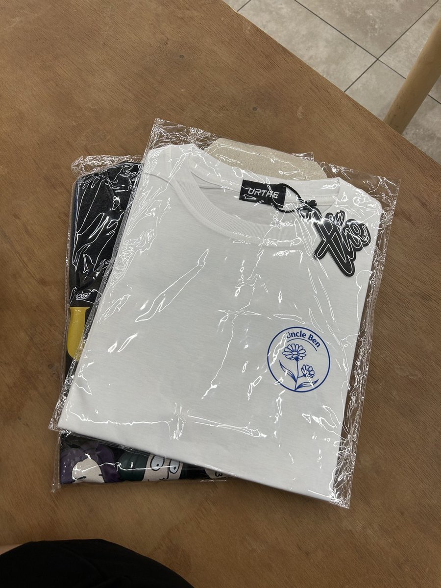 fade_road's tweet image. เพื่อนฝากขายค่ะ พอดีซื้อมาผิด นัดรับหน้างานวันนี้ได้ค่ะ

#CATTSHIRT #UNCLEBEN