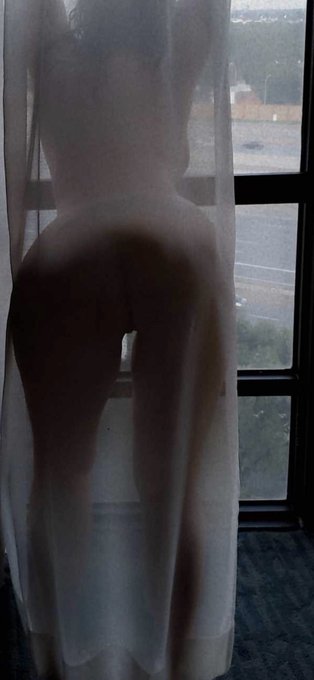 My hotel room has a good view&hellip;but he said these perky titties and this ass bent back is the best view<a href="/tag/model"class="tags"><span>#model</span></a><a href="/tag/follow"class="tags"><span>#follow</span></a><a href="/tag/curvy"class="tags"><span>#curvy</span></a><a href="/tag/blueeyes"class="tags"><span>#blueeyes</span></a><a href="/tag/exoticmodel"class="tags"><span>#exoticmodel</span></a><a href="/tag/milf"class="tags"><span>#milf</span></a>