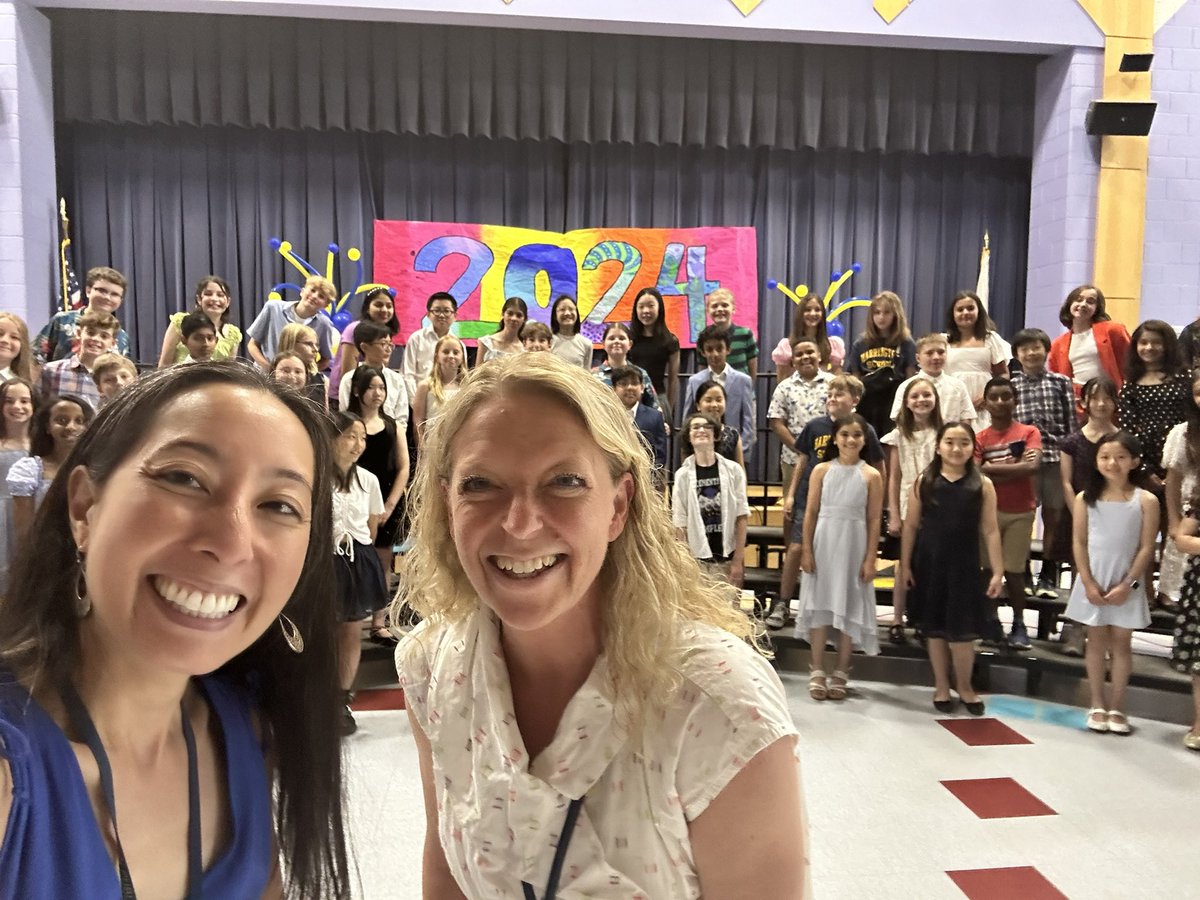 Hawk_Principal's tweet photo. Such a wonderful afternoon at our Grade 5 Moving On Ceremony… 🥰@ClarkePrincipal many of these fabulous HAWKS are heading your way next year! #HarringtonClassof2024 🎓#classgift #cornhole @lexingtonsuper @RoryDOConnor @Harrington_3Y @MrsClassGrade5 @NotesByMrsC https://t.co/e8T6GzDmQj