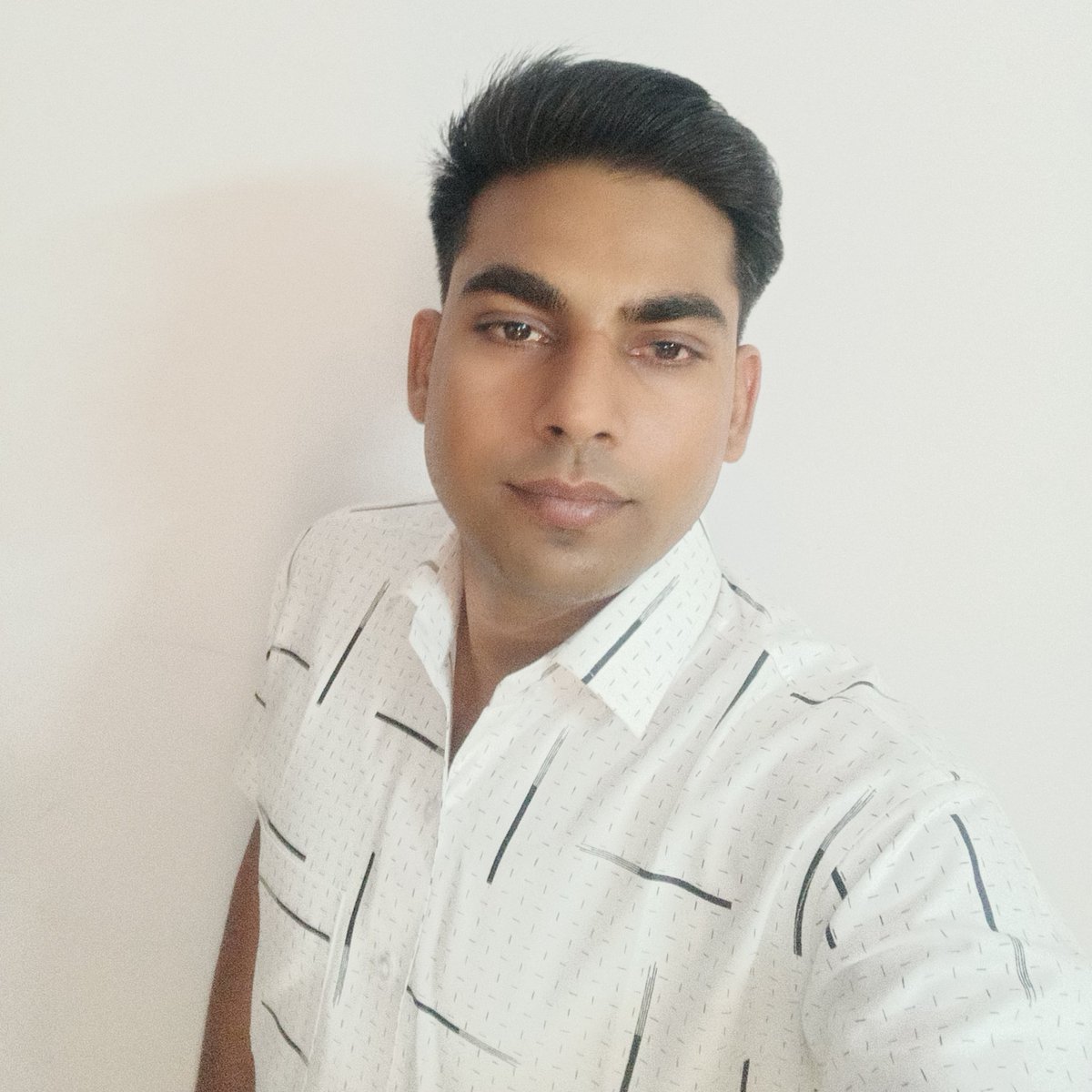 ramphool022's tweet photo. #NewProfilePic https://t.co/aFtEod7R5Z