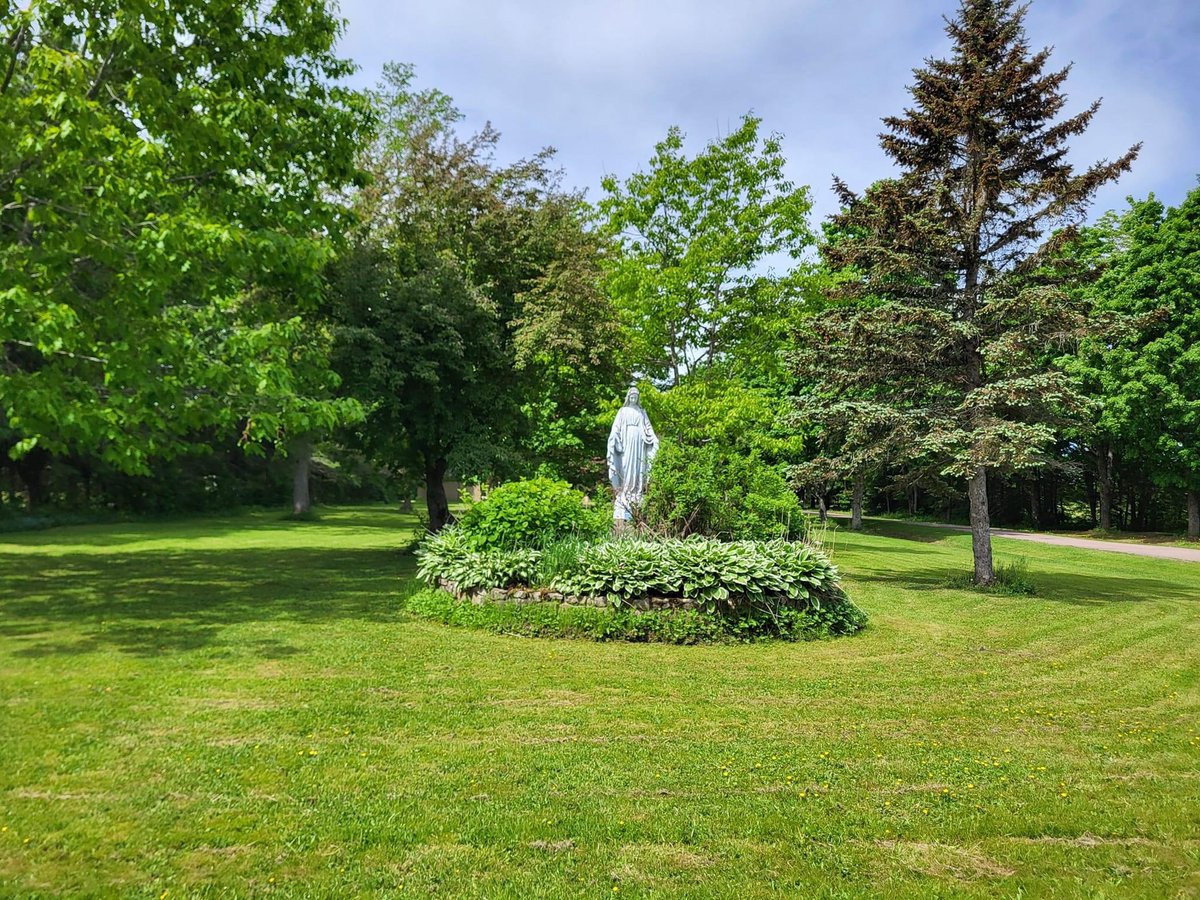 Quelle belle journée passée à Rogersville! Merci à Père Innocent de nous avoir accueillis pour visiter le magnifique monastère et au personnel formidable au Restaurant Le Gallant pour ce délicieux répas! Une belle façon pour commencer le weekend! <a href="/asdnnb/">ASD-North</a>