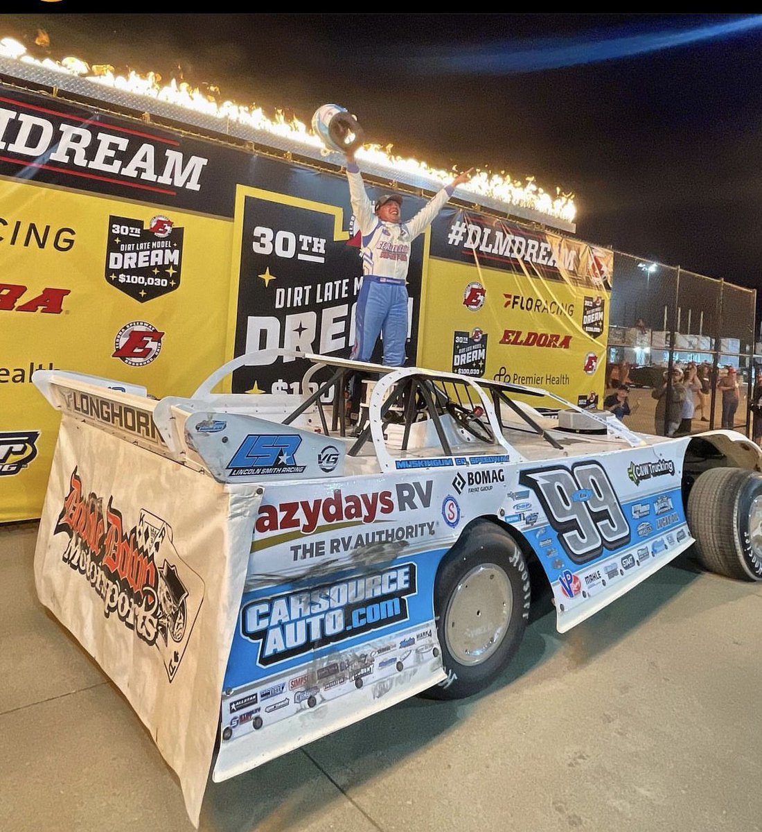 EldoraSpeedway's tweet photo. The Million Dollar Curse is over! @devinmoran99 wins Friday’s #DLMDream Feature event to put a Moran back in victory lane at Eldora for the first time in over 20 years! https://t.co/mnkLc6mnKZ
