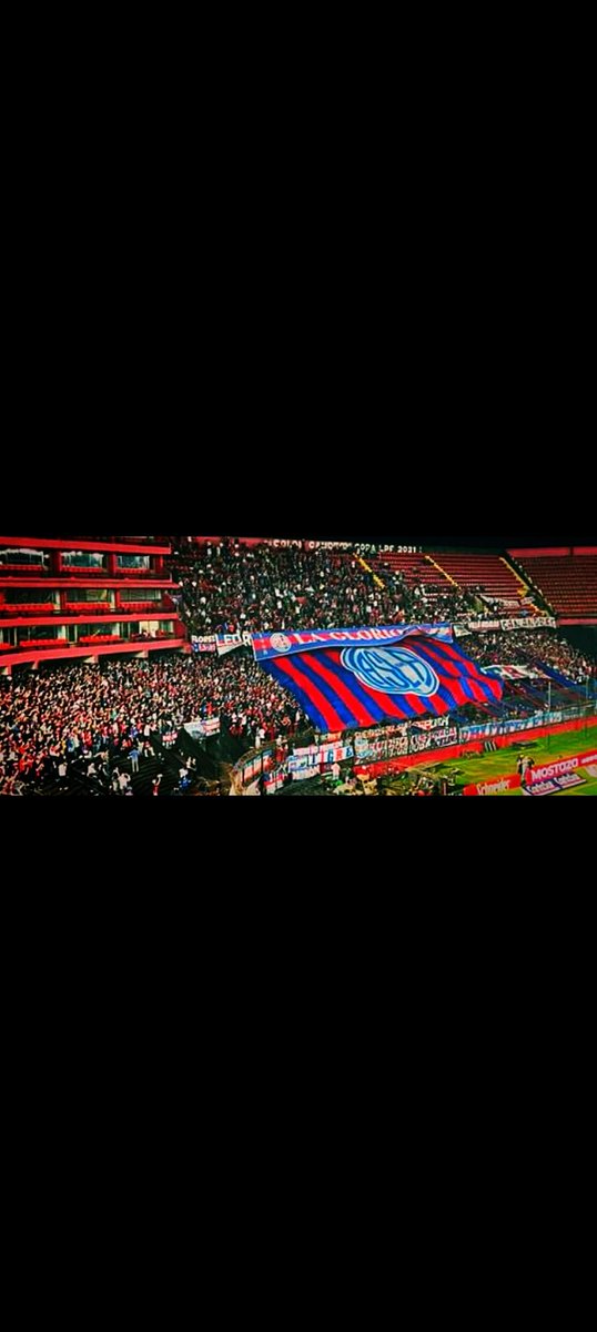 CASLAenLondres's tweet photo. Día de semana, camino más largo, los medios solo hablando de la gente del rival de turno... lo de siempre, siempre lo mejor la gente de SL https://t.co/iYyPjmXKvs