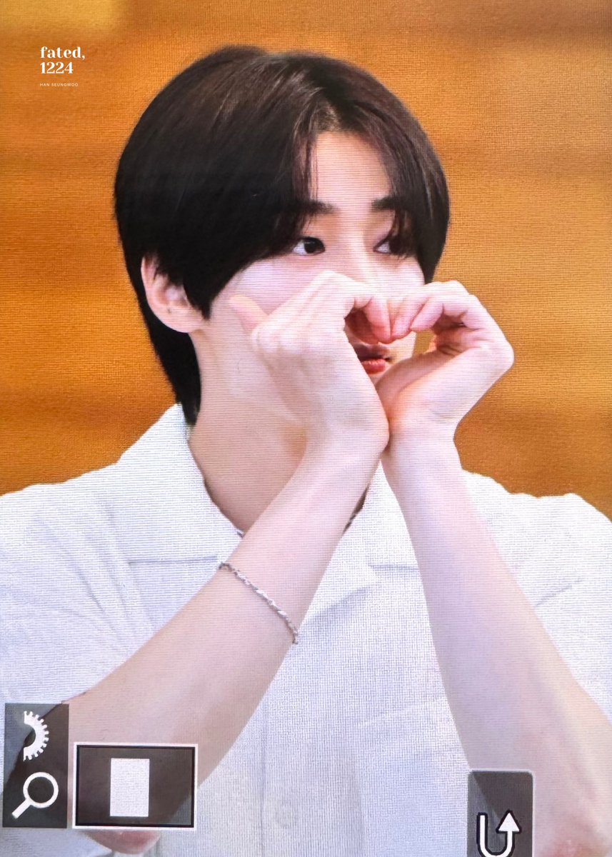 240608 음중 미팬

#HANSEUNGWOO #SEUNGWOO #한승우 #승우 #ハンスンウ #スンウ