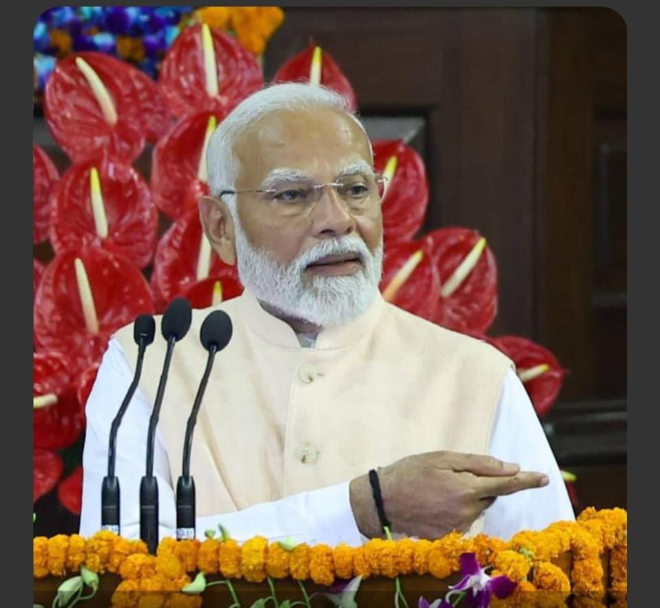 Medha_kulkarni's tweet photo. N = New India
D = Developed India
A = Aspirational India

संसदेच्या संविधान हॉल मधील NDA च्या बैठकी दरम्यान मा. @narendramodi जी यांचे तिसऱ्यांदा प्रधानमंत्री होणार असल्याबद्दल अभिनंदन केले.

#NDA #BJP4India #BJPGovernment #medhakulkarni https://t.co/9Az1fkLp1g