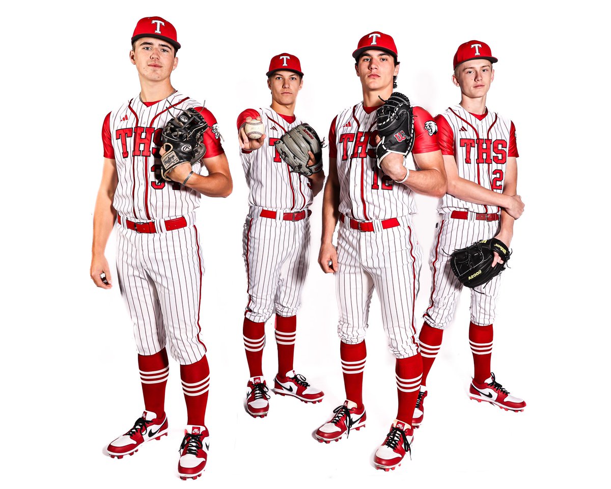 vypehouston's tweet image. The stage is set for the UIL-6A State Final tomorrow!⚾️🏆

@tomball_bsball claims the W against SA Johnson by the score of 2-0

MVP(s)⭐️:
Sr. IF @BlaineLucass4 (1-4, 2 RBIs)
So. P @cj_sampson7 (W, 0 ER, 7 Ks)

Tune in tomorrow (4:00 pm) for the Final between Tomball &amp;amp; Pearland!