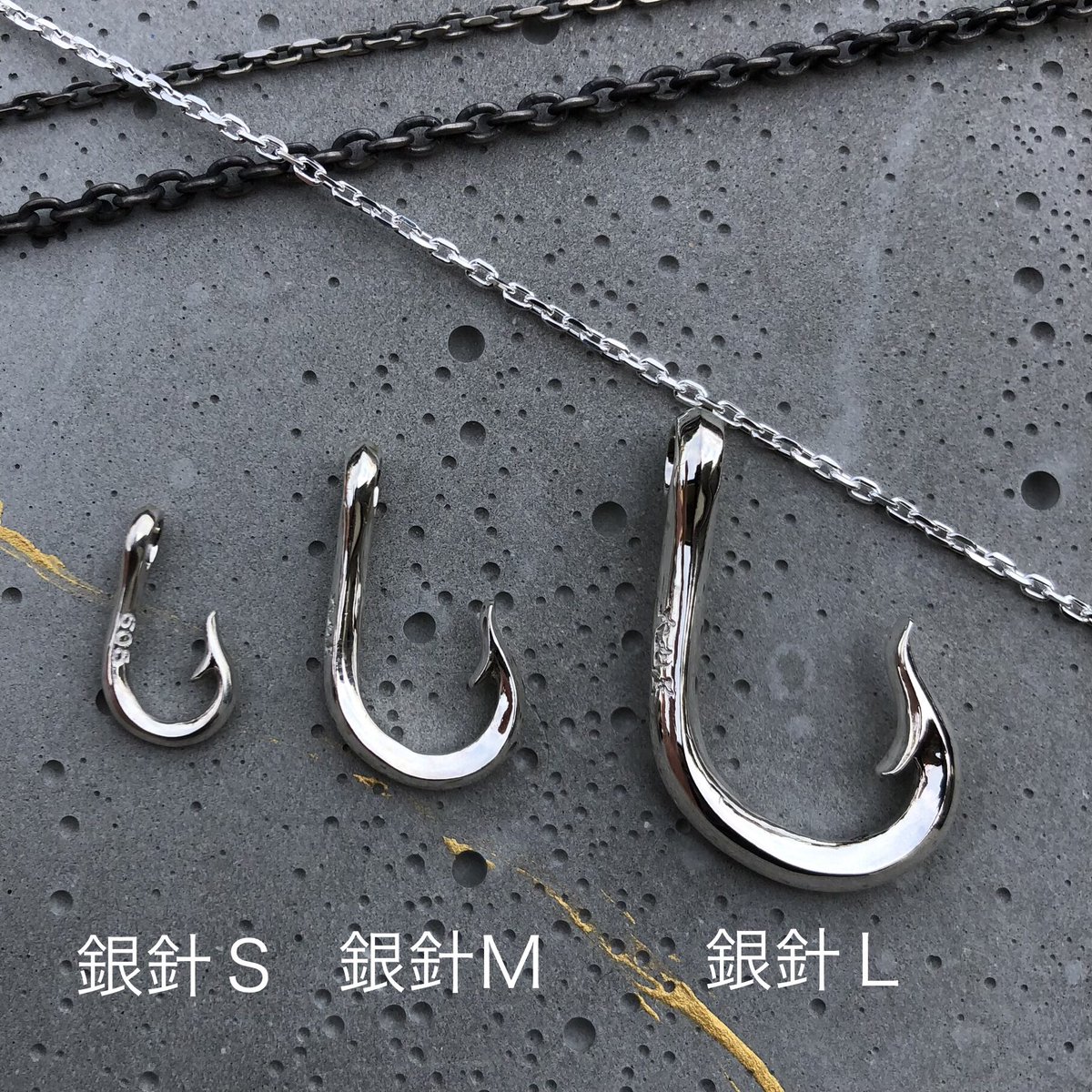 ４周年プレゼント企画‼️

皆様のおかげで六丸屋は4周年を迎えられました🦭

プレゼント内容　

1名様に下記の商品からお選びいただきます

・釣り針リング~通過儀礼~（Ｓ・Ｍ・Ｌ各サイズ）
・銀針（Ｓ・Ｍ・Ｌ各サイズ）

商品の詳細は販売ページでご確認ください。

応募方法
↓↓↓