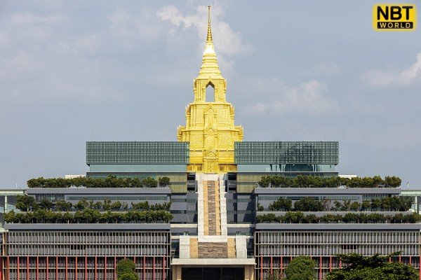 NBTWORLDNews's tweet image. The EC confirms that the Senate election will proceed as planned, starting with district-level voting on Sunday. 

See more: Facebook.com/nbtworld

#SenateElection #ElectionCommission #VoteProceeding #CourtReview #ElectionSchedule