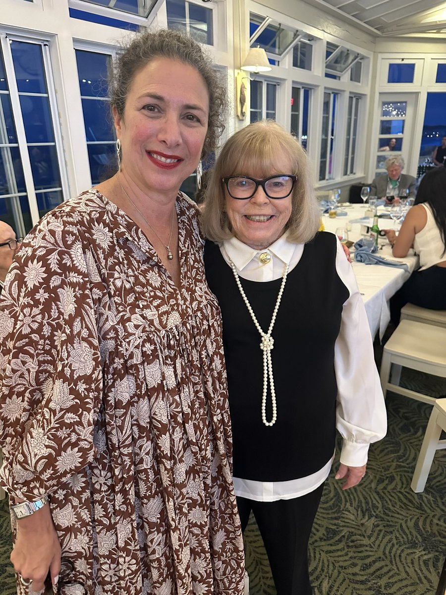 alison_bologna's tweet photo. Great night supporting @GrodenNetwork https://t.co/GN2hroHyuZ