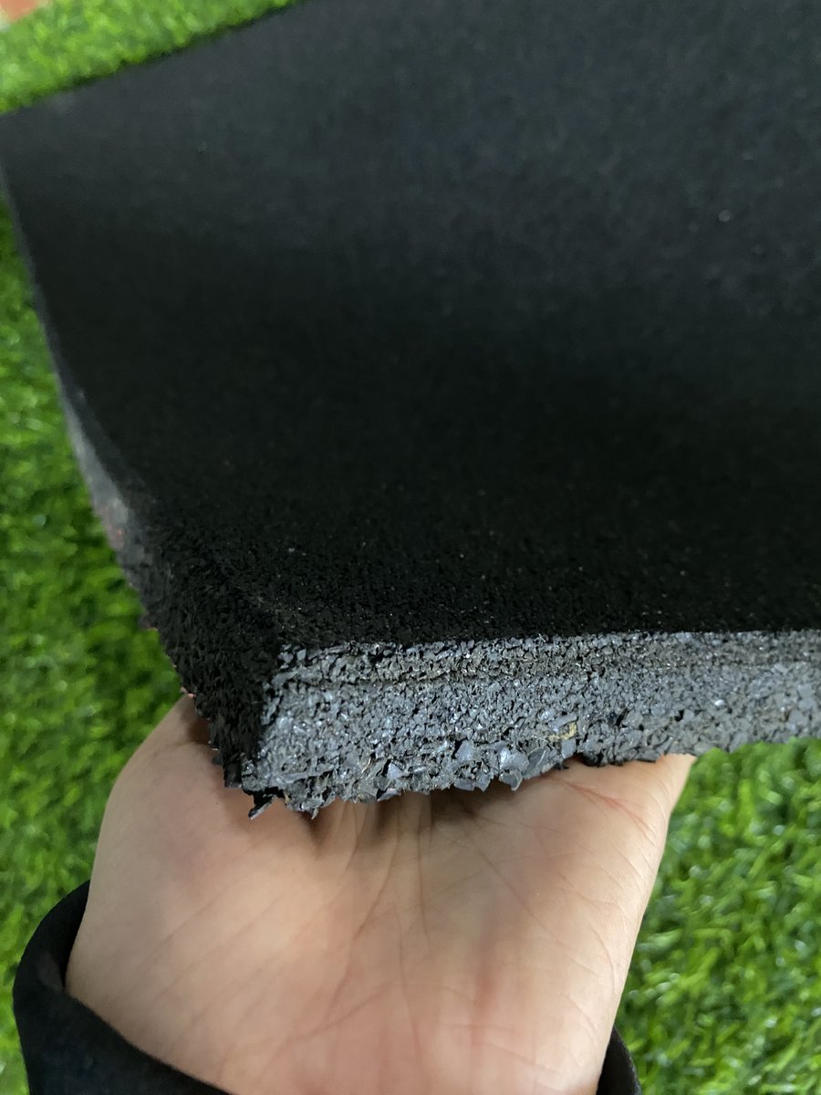 Non Locking Rubber Tiles nak dilepakan

📍 Warehouse di Batu Caves

Boleh roger sini
📲019-6607229 (DAFI)
wasap.my/60196607229/us…

📲019-5722997 (SHAFIQ)
wasap.my/60195722997/us…

#rubbertiles #floormat #flooringrubber #rubberfloor