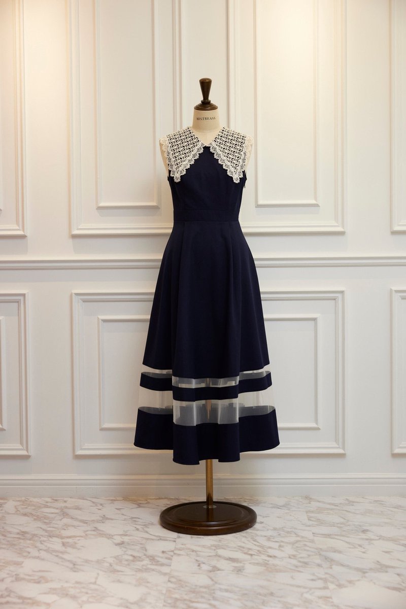 ミストレアス　Lace Collar Sleeveless Dress Lace Collar Sleeveless Dress - MISTREASS