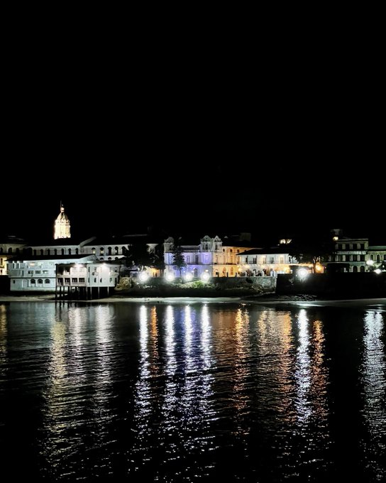 Extra&ntilde;aba las noches de Casco 🥰 @AndresGuedez0 https://t.co/SCtK4RdpgH<a class="tags" target="_blank" title="On Twitter" href="/?out=eyJ0eXAiOiJKV1QiLCJhbGciOiJIUzUxMiJ9.eyJpYXQiOjE3MTkzNzA5NzAsImlzcyI6InR3cG9ybnN0YXJzLmNvbSIsIm5iZiI6MTcxOTM3MDk3MCwiZXhwIjoxNzUwOTA2OTcwLCJyZWRpcmVjdF91cmwiOiJodHRwczovL3R3aXR0ZXIuY29tL0FuZHJlc0d1ZWRlejAifQ.p82Ui-hlnJt-aPsnhdsT3CFv4J0crYQAn5ccc-Joguaw-DIpc8kOiCgiNfCRD-YquOMjkL_6aWJGR3xFTEulMQ">@AndresGuedez0</a>