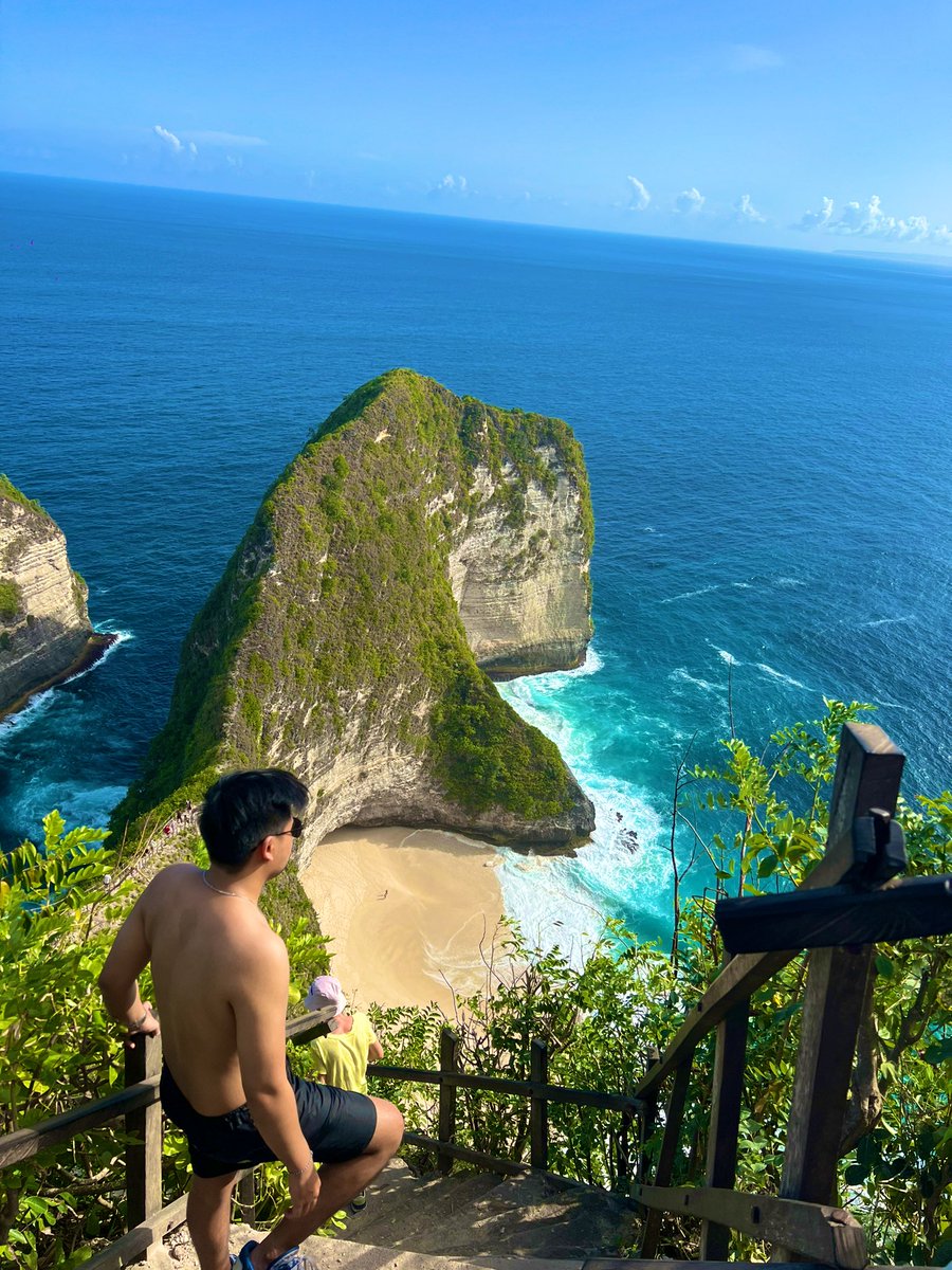reifaleee's tweet photo. Liburan dulu lah ya https://t.co/7Kgf6UscNP
