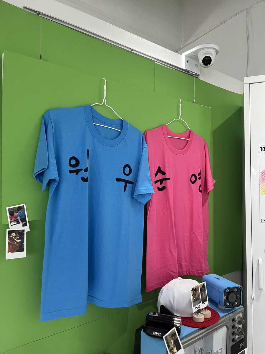 HS_always_right's tweet photo. 얘들아…
온리전 열자…….
주최측분들
이정도면 온리전 열어야해요
열어주세요… 최고의 카페…

#도망치자_원홋_둘이서_so_far
#원홋러도_제게_표현해주세용🥰
#flight605 https://t.co/ncl8hOK6qL