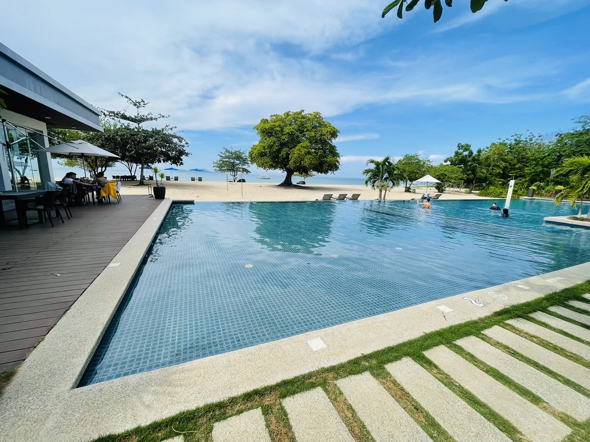 alterCoy2020's tweet image. Before the summer ends.. 
#huni
#sicogon 
#iloilo