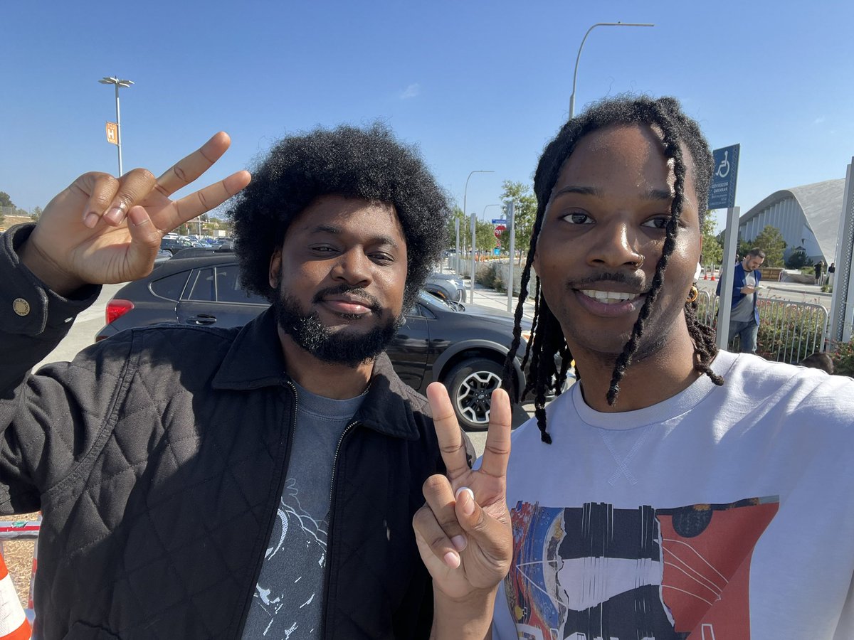 KingBeeRoyal's tweet image. Oh and I ran into @CoryxKenshin that was pretty sick