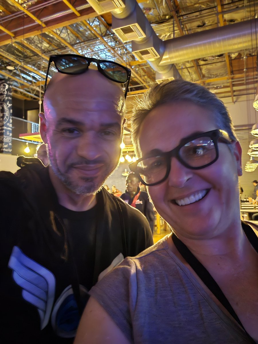 Making friends at <a href="/UplandMe/">Upland</a> #genesislive