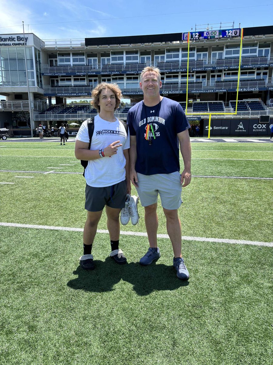 Jacobbush00's tweet photo. Had a great first experience at a college football camp at @ODUFootball 

@RickyRahne @CoachVic_ @donnelllbrown @thehickoryway https://t.co/h0n1JbfywO