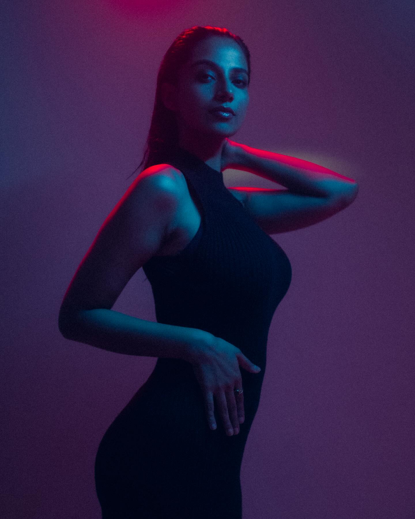 GPhbcbQaIAAXDSV?format=jpg&name=large