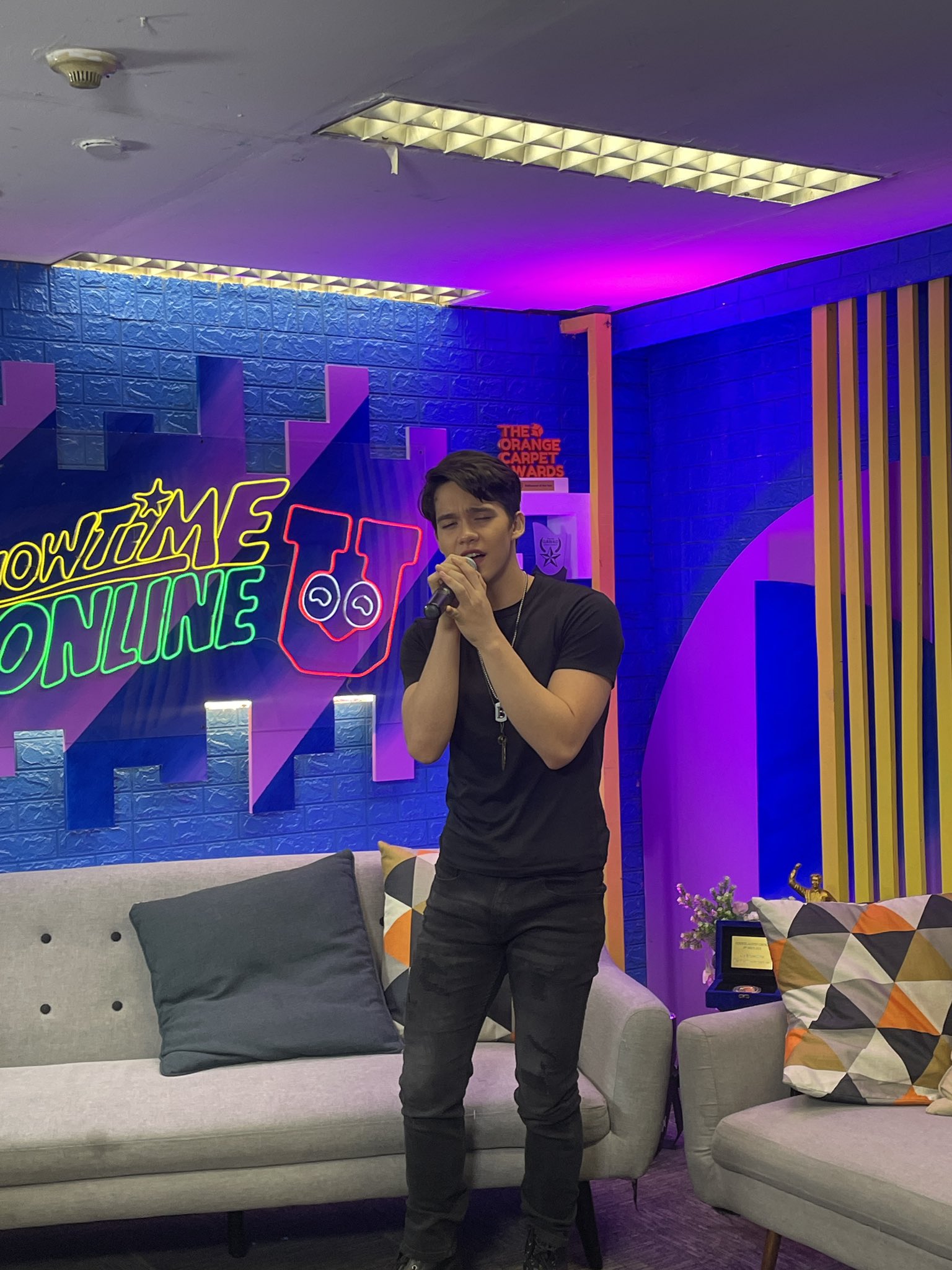 It s Showtime on X Welcome to Showtime Online U BLACKBURN ShowtimeTripMo Subscribe follow and watch us LIVE Monday to Saturday 12nn https t 6a3FbJJ7pp https t FA9ip4yRhx https t kJcqr7VPM7 ht...