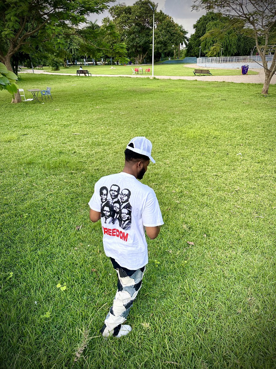 jayrbart1's tweet photo. VintageRace Freedom Merch. Cop Yours 👍🏽 https://t.co/xefZm0LUkW