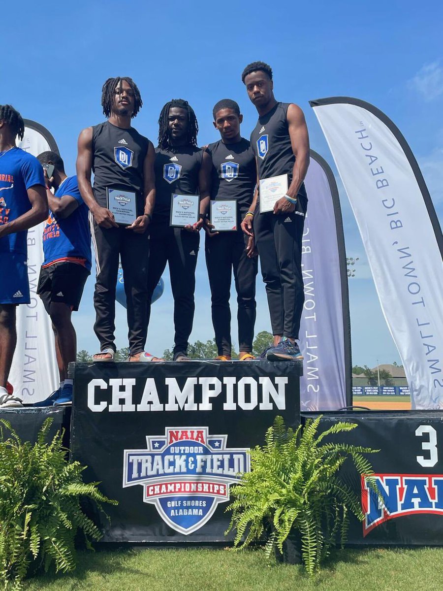 jayden22307's tweet photo. #AGTG I am truly blessed to receive my first collegiate offer from Dillard University #BlueDevilstrack #NAIA https://t.co/NKXriT4rYX