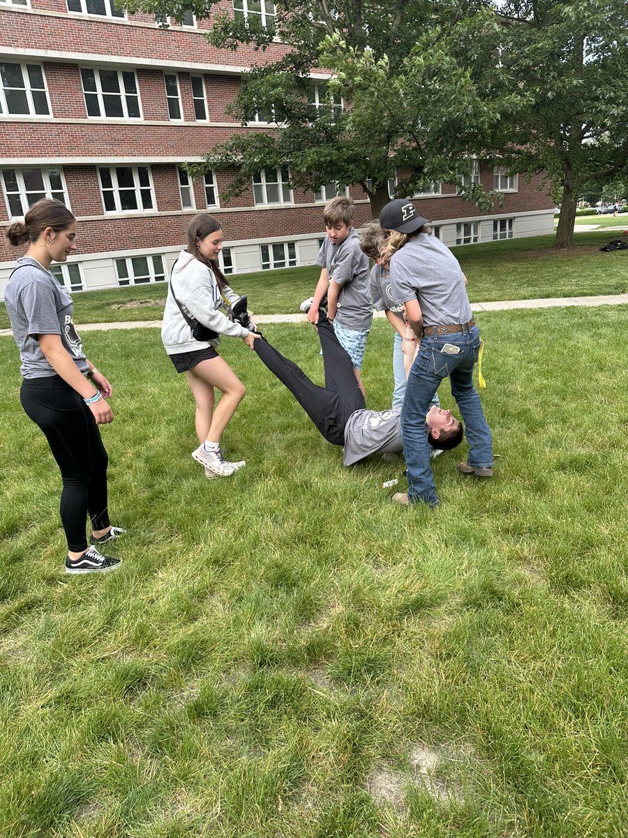 BoilerVetCamp's tweet photo. #teamchicken rounded out our last night by playing volleyball, carrying Eli, and having a water balloon fight. unfortunately the #teamchicken counselor was a causality in the water ballon fight #stillcold #theygotmegood https://t.co/o2Q3UZqmCb
