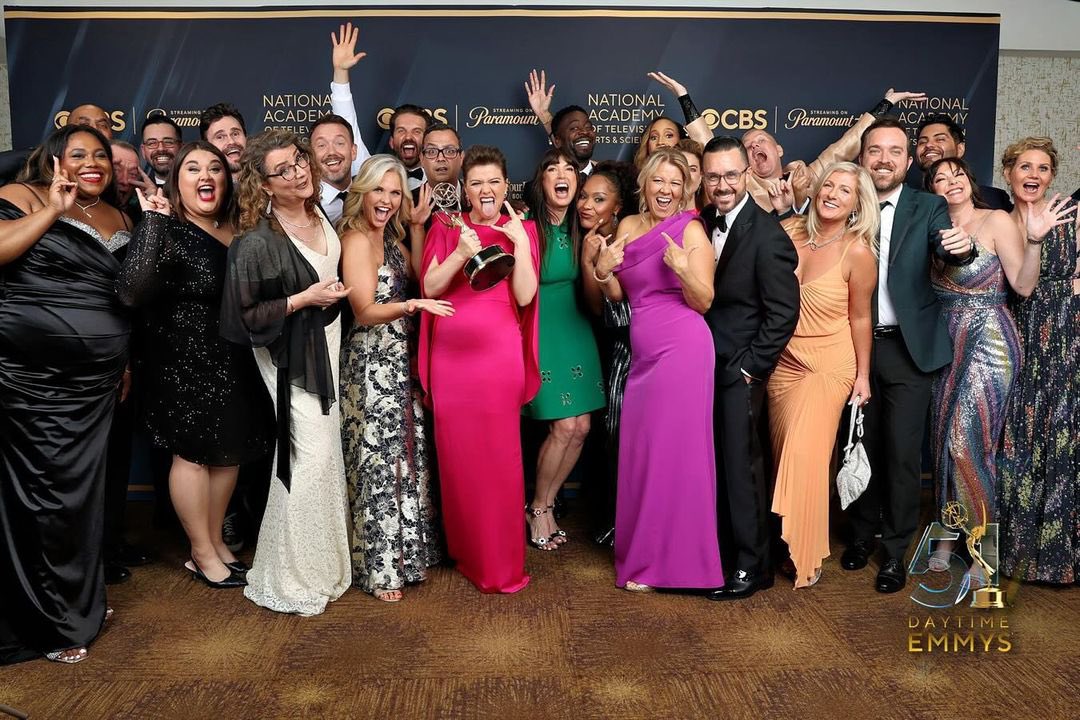 Kelly Clarkson tweet media