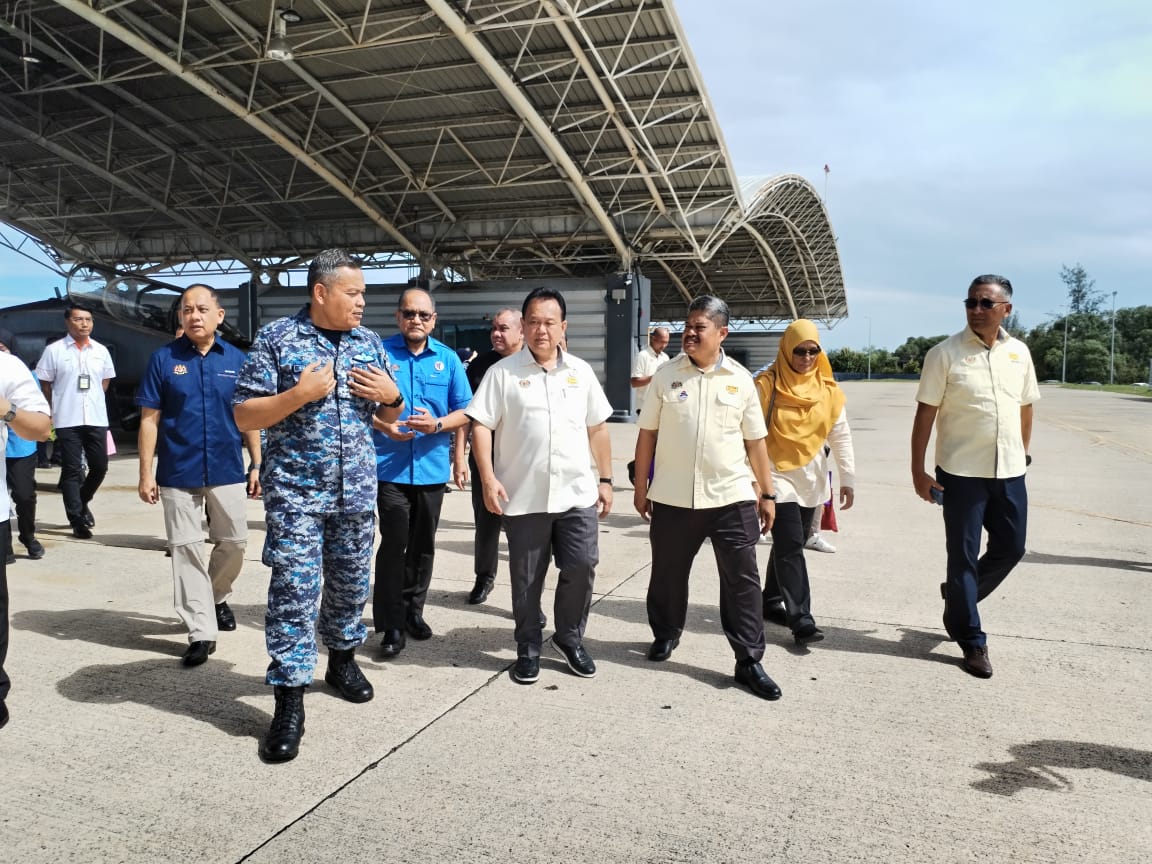 Penyerahan Siap Projek Pembinaan Infrastruktur Untuk Perpindahan Skuadron Hawk Ke Pangkalan Udara TUDM Labuan. - Kenangan Bermakna