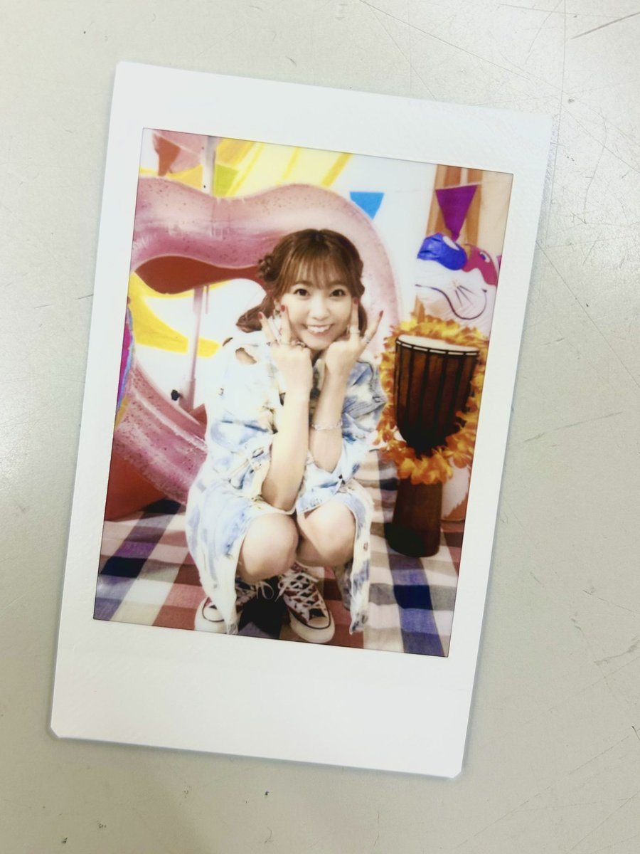 お外とても暑いので みなさんグッズなど並ぶ際はお水などこまめにの