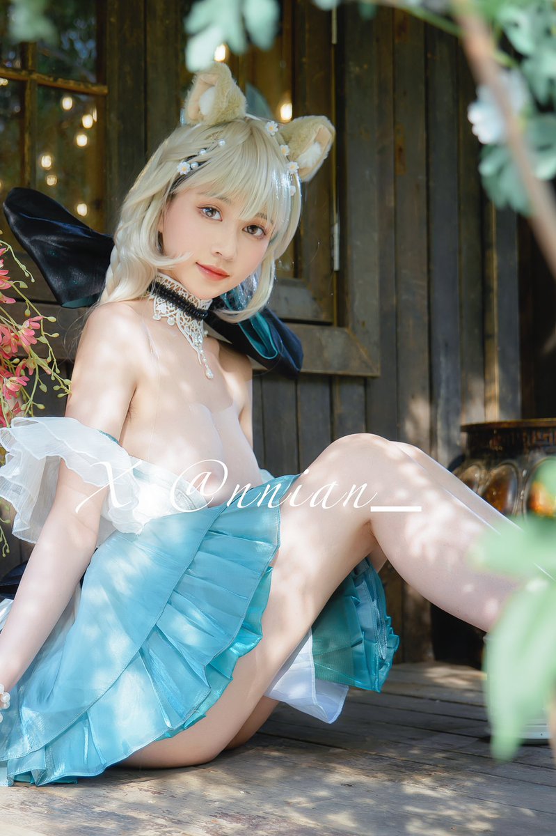 Cos原神《琳妮特》写真套图上新，小魔女是不是你的爱？这套也有同主题拍立得💕，私📩解锁哦。

“618”了也来个活动：
♥️购买《琳妮特》就送拍立得盲盒一张；
♥️拍立得可以单独购买，购买一张拍立得即可参加抽免费微信门槛的活动，名额5名，月底开奖。

顺祝大家端午安康，记得吃粽子哦😘

#年年nnian   #Cosplay   #琳妮特   #纯欲  #性感写真   #反差少女