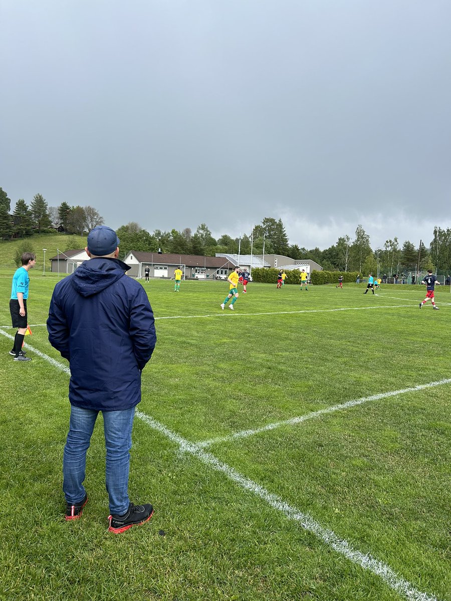 Kampdag: Leirsund - Fet.. deilig gresskamp i regnet