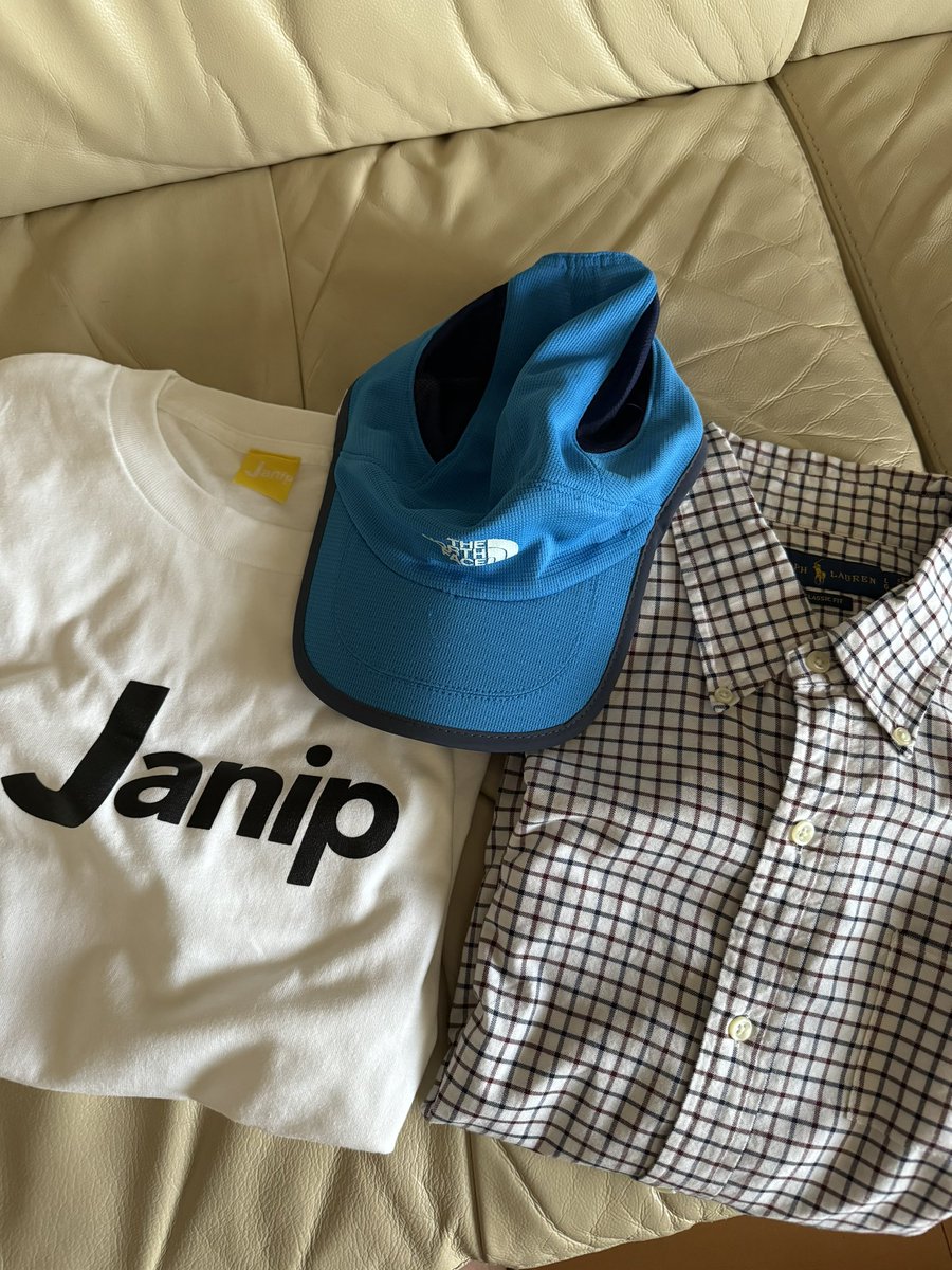 tanakatoga's tweet image. 初ランタン。
井波にオープンした古着屋さん。

ランタンでオリジナルJanip Tシャツと店でリメイクのラルフローレンシャツ。
ノースフェイスキャップをゲット。

古着屋さんいろいろあって楽しい。

lanternhouse.thebase.in

#lantern
#inami