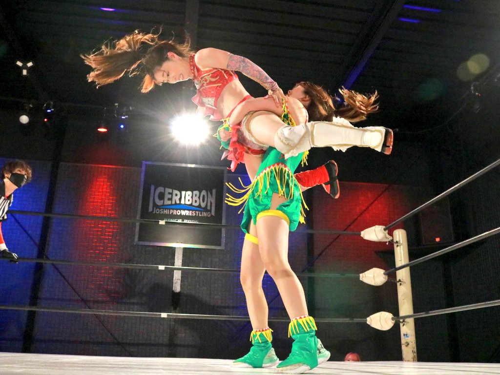 藤本ページでございます。 大量!!】返しきれませんでした💦ごめんなさい。。💦【藤本美貴】 - YouTube