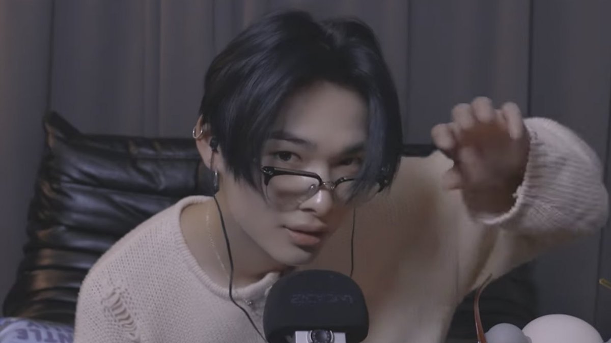 this ni-ki specs + cozy asmr ♡