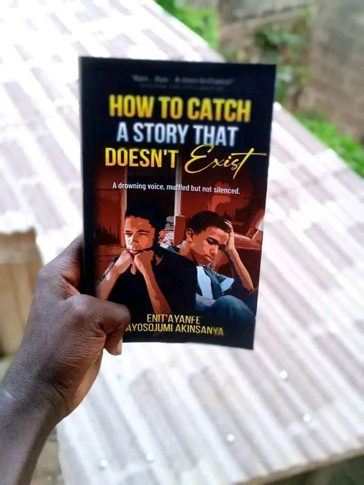 Am_bodewilson's tweet photo. Day 8!
“Read an LGBTQ authored book”
1. How to catch a story that doesn't exist by @OsumareAyomi
The writer creates Eleven startling stories that exposed the most awkward truth and humanity.
🙏: get me a copy along with yours please.
#pride #Gaystory #pride24 #pridechallenge https://t.co/6sBlPXEI8t